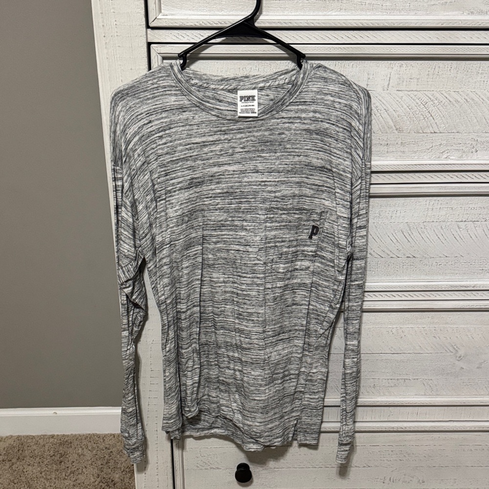 Women’s Gray Long Sleeve Shirt